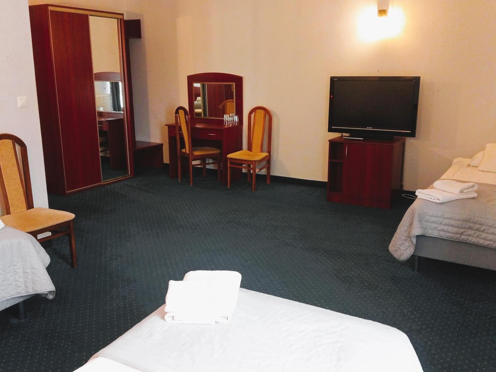 Hotel Sosnowe Zacisze Barszczewo Choroszcz Esterno foto